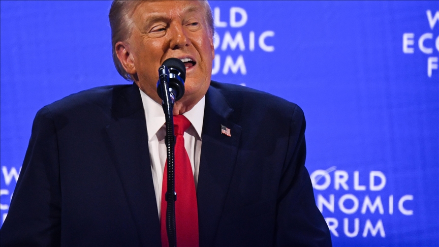 Donald Trump hablando en el Foro de Davos sobre Venezuela y trabajadores petroleros.