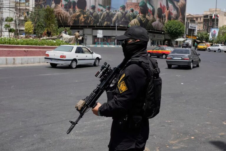 organización terrorista a la Guardia Revolucionaria