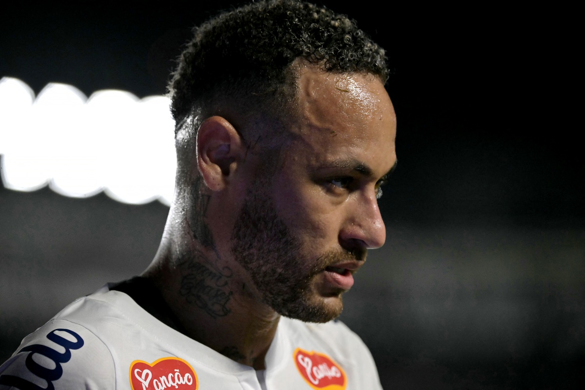 Neymar vuelve a jugar con el Santos